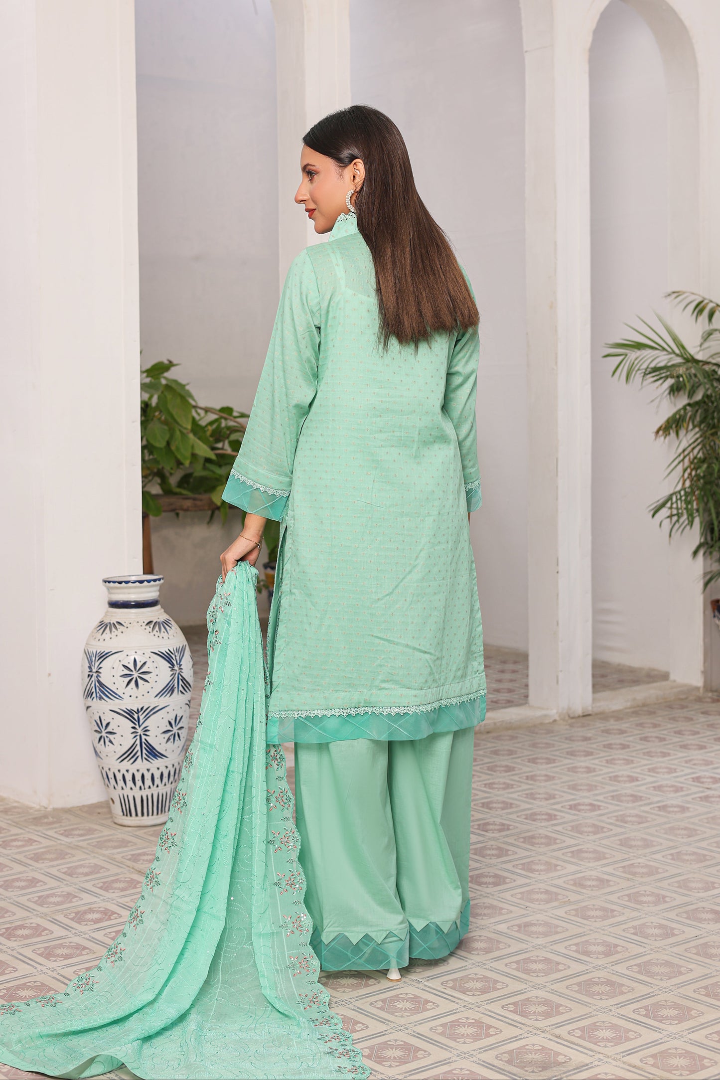 RR — Laiba | 3PC Lawn Suit